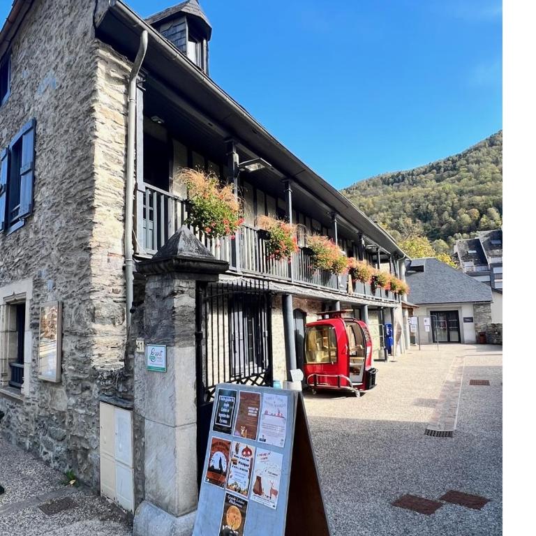 Appt T2 4 pers Saint Lary centre Village Parking - Appartamento con 1 Camera da Letto - 16