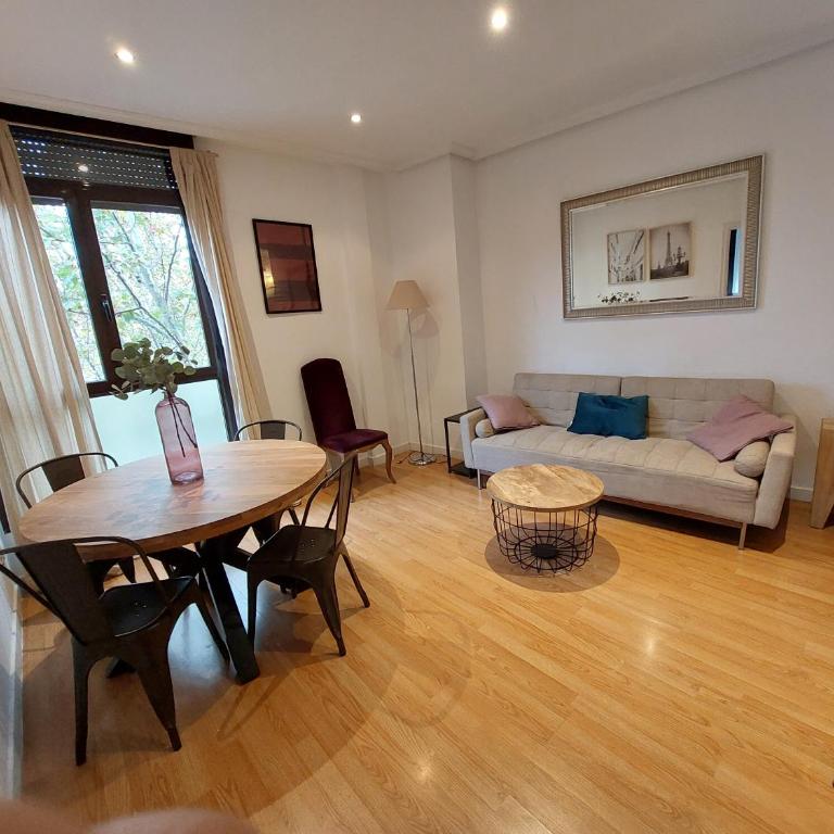 Apartament Glorieta Puerta de Toledo - Two-Bedroom Apartment - 28