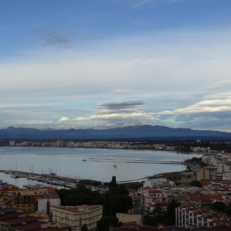 Las Delicias ROSES - Two-Bedroom Apartment - 22