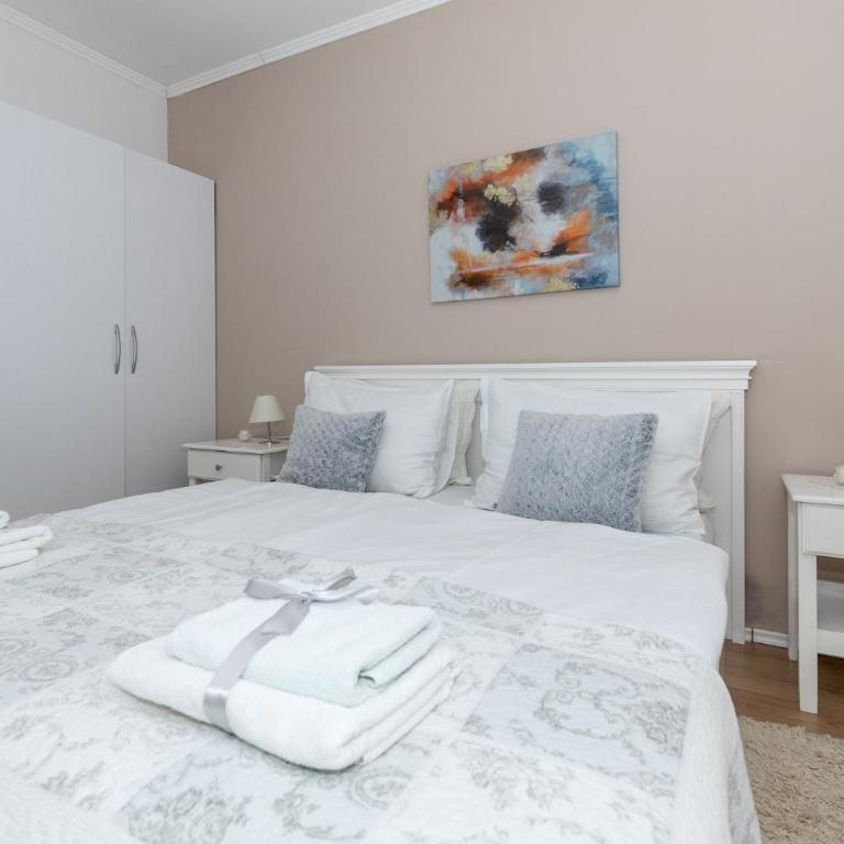 Happy Apartments Mostar - Apartment - 3