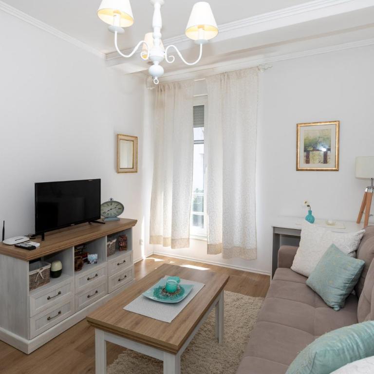 Happy Apartments Mostar - Apartment - 1