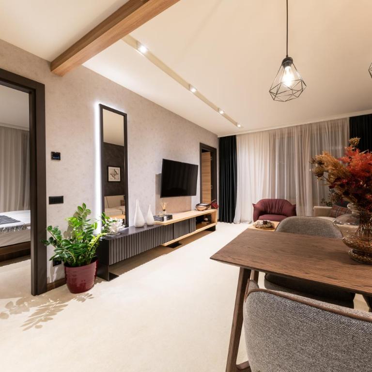 Woodside Residence 325 - Two-Bedroom Apartment - 5