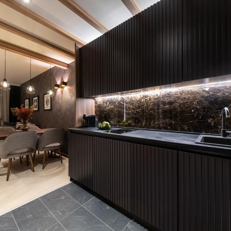 Woodside Residence 325 - Two-Bedroom Apartment - 9