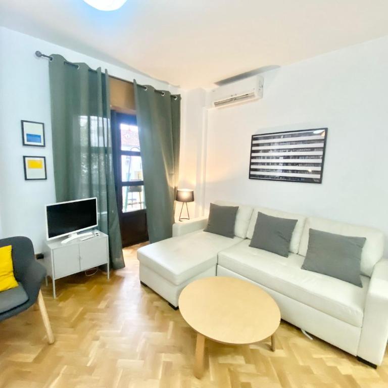 Centro Barrio Embajadores 01 - One-Bedroom Apartment - 1