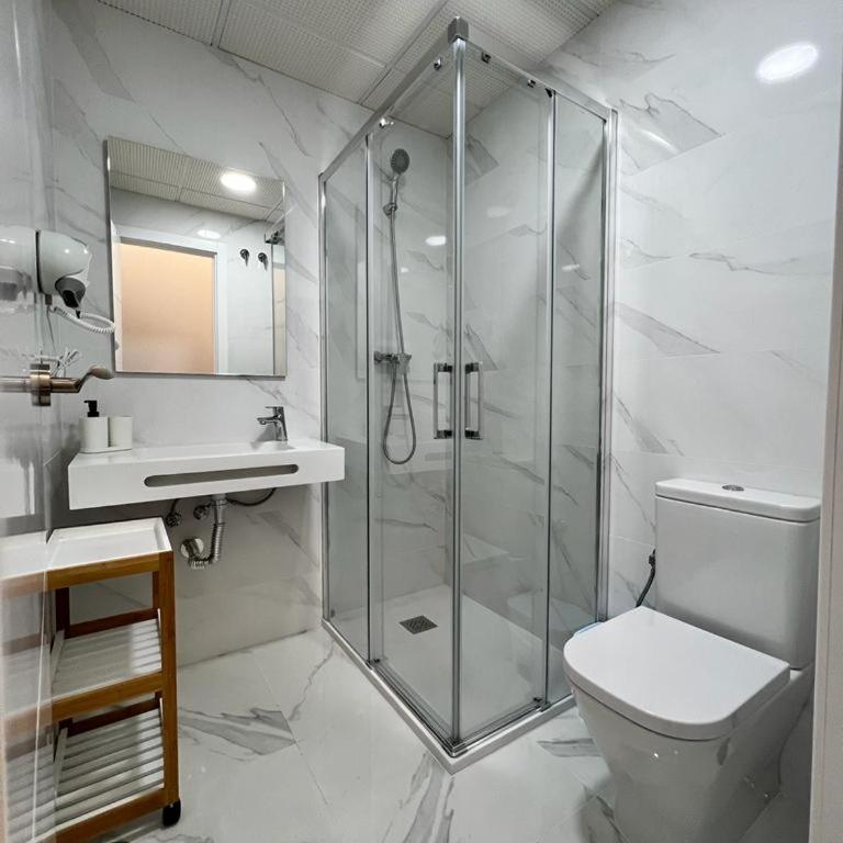 Los Almendros - Free Parking - Apartment with Terrace - 9