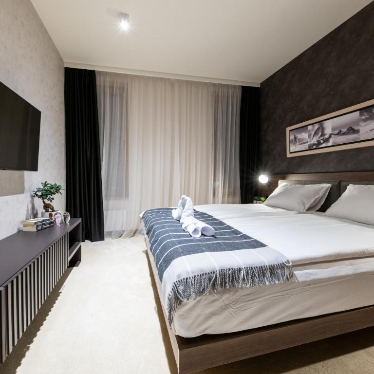 Woodside Residence 325 - Two-Bedroom Apartment - 17