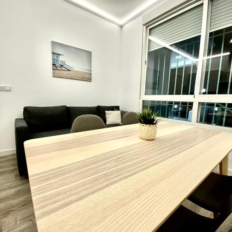 Los Almendros - Free Parking - Two-Bedroom Apartment - 4