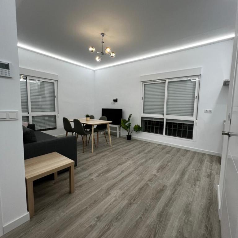 Los Almendros - Free Parking - Standard Apartment - 3