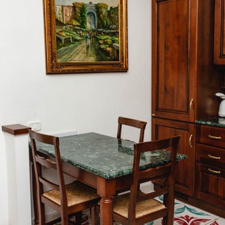 Delfini Trevi House - Appartamentino su 2 Livelli - 30