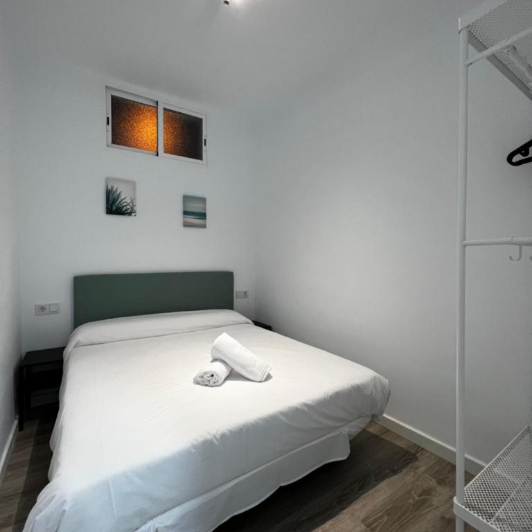 Los Almendros - Free Parking - Two-Bedroom Apartment - 6
