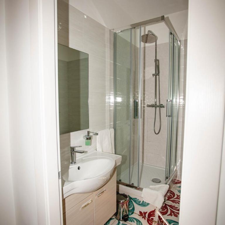 Delfini Trevi House - Appartamentino su 2 Livelli - 32