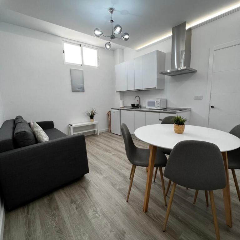 Los Almendros - Free Parking - Standard Apartment - 9