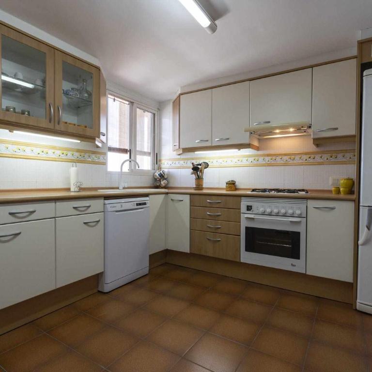 Colina 1 apartamento parking piscina mar - Apartamento de 3 dormitorios - 21
