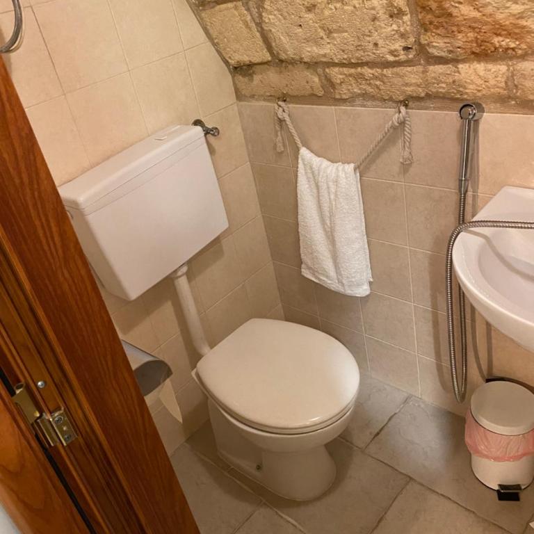 Dimora Pietra Antica - One-Bedroom House - 11