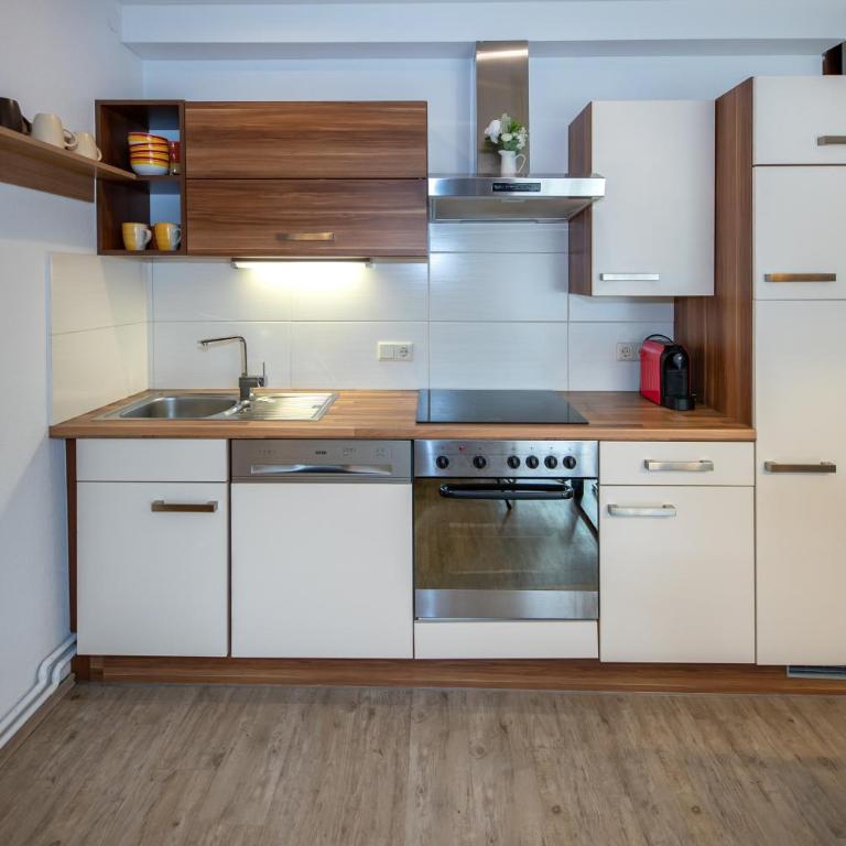 Apartment-Alpenfantasie - Apartment mit 2 Schlafzimmern und Terrasse - 13