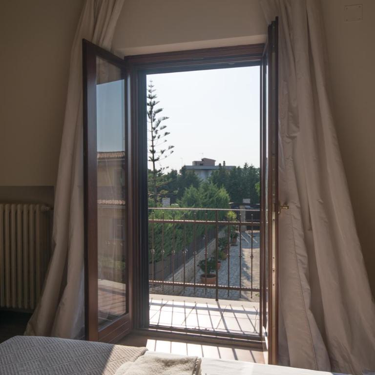 Villa Pietra Bianca - Luxury stay in Puglia - Queen Room with Spa Bath - 4