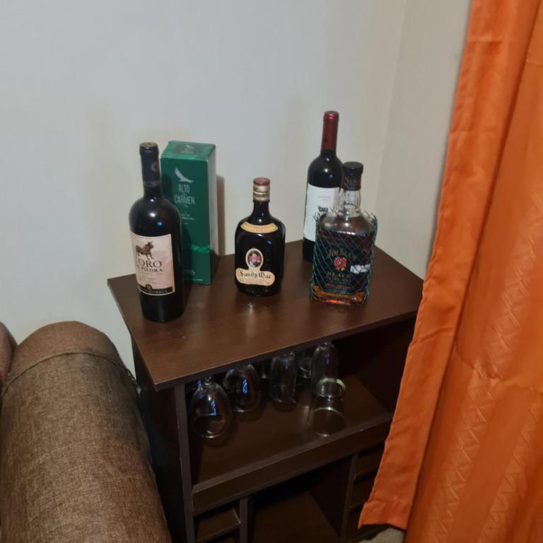 Hermoso departamento en condominio privado, cercano a playas y centros comerciales - Three-Bedroom Apartment - 14