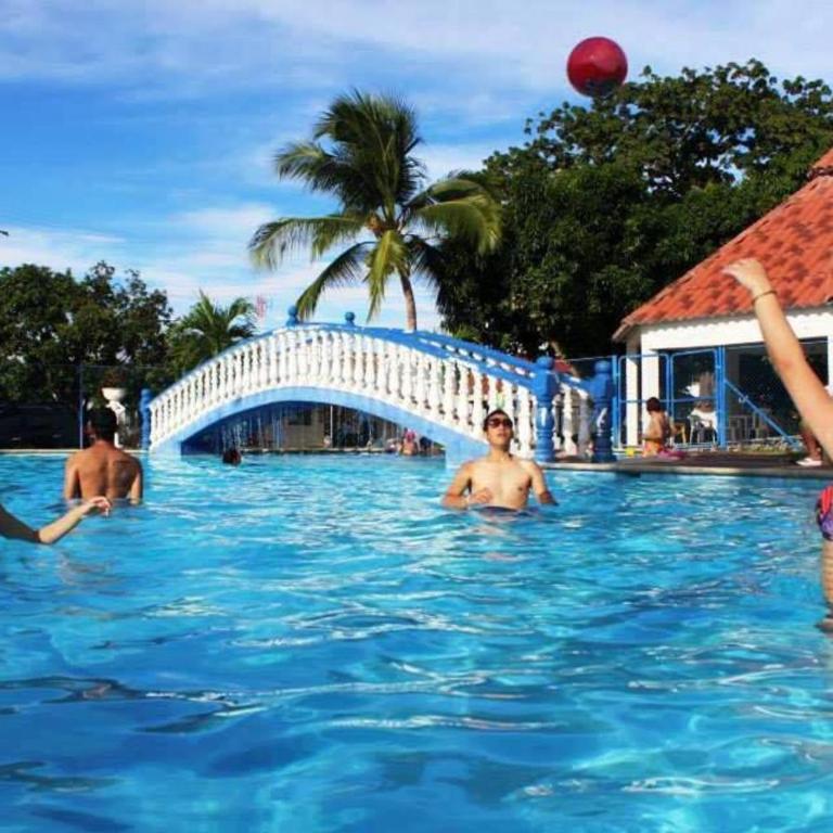 Flandes Resort - Two-Bedroom House - 3