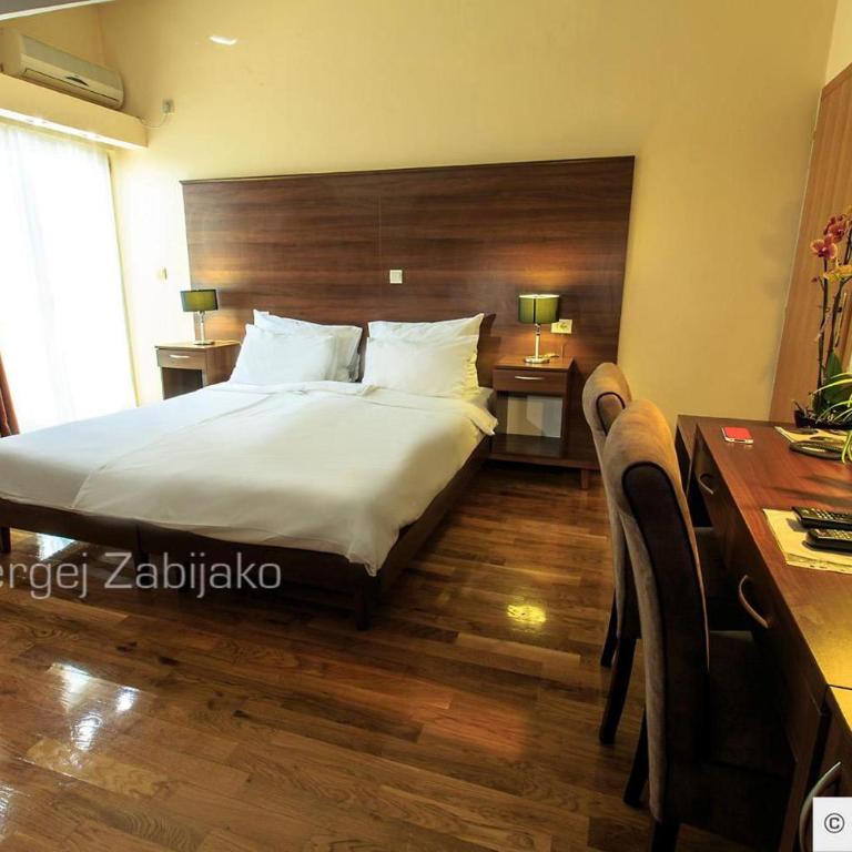 Hotel M - Triple Room - 2