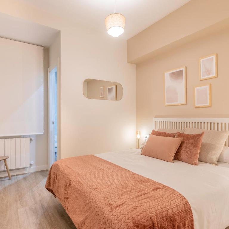 Recién reformado junto a metro San Mamés - Three-Bedroom Apartment - 4