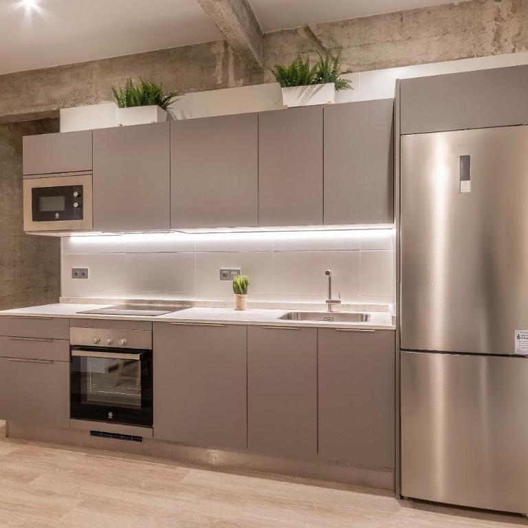 Recién reformado junto a metro San Mamés - Three-Bedroom Apartment - 29