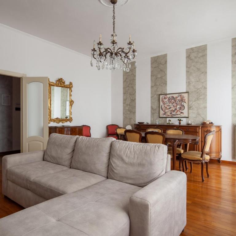 La Spezia Holidays - Appartamento con 2 Camere da Letto - 12