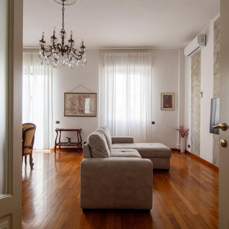 La Spezia Holidays - Appartamento con 2 Camere da Letto - 13