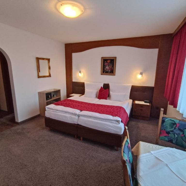 Gästehaus Burgi - Vierbettzimmer - 4