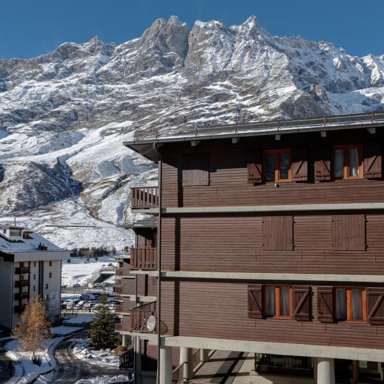 HelloCHALET - Foyer du Cervin Central, Ski Apartment, 250m lift - Appartamento con Balcone - 29