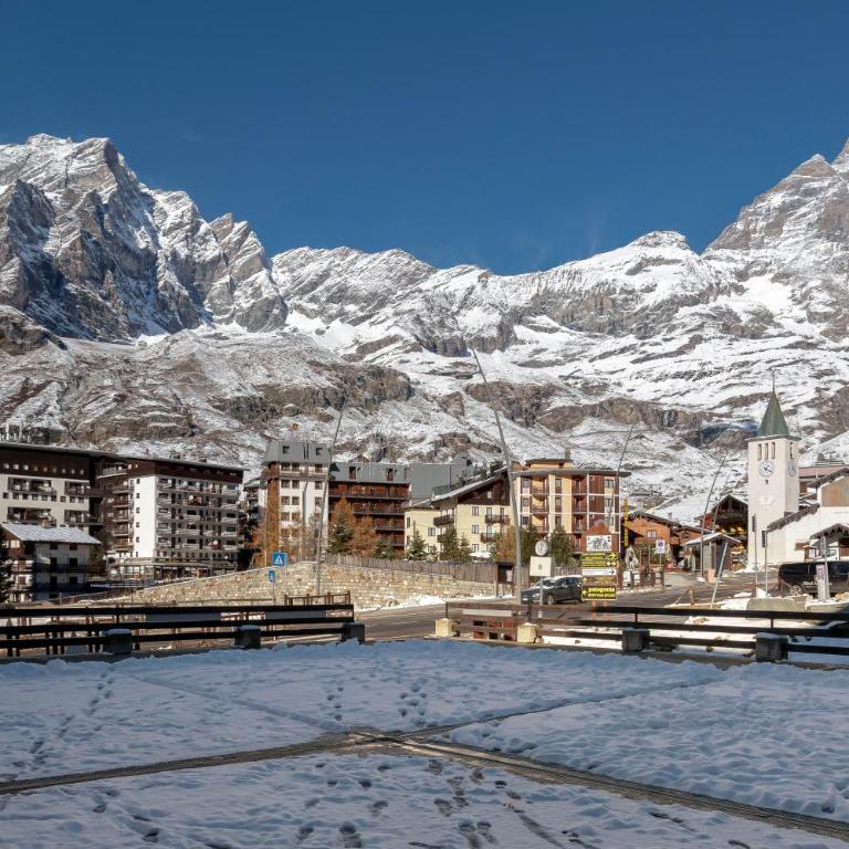 HelloCHALET - Foyer du Cervin Central, Ski Apartment, 250m lift - Appartamento con Balcone - 33