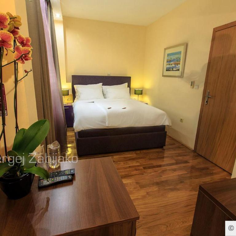 Hotel M - Double Room - 4