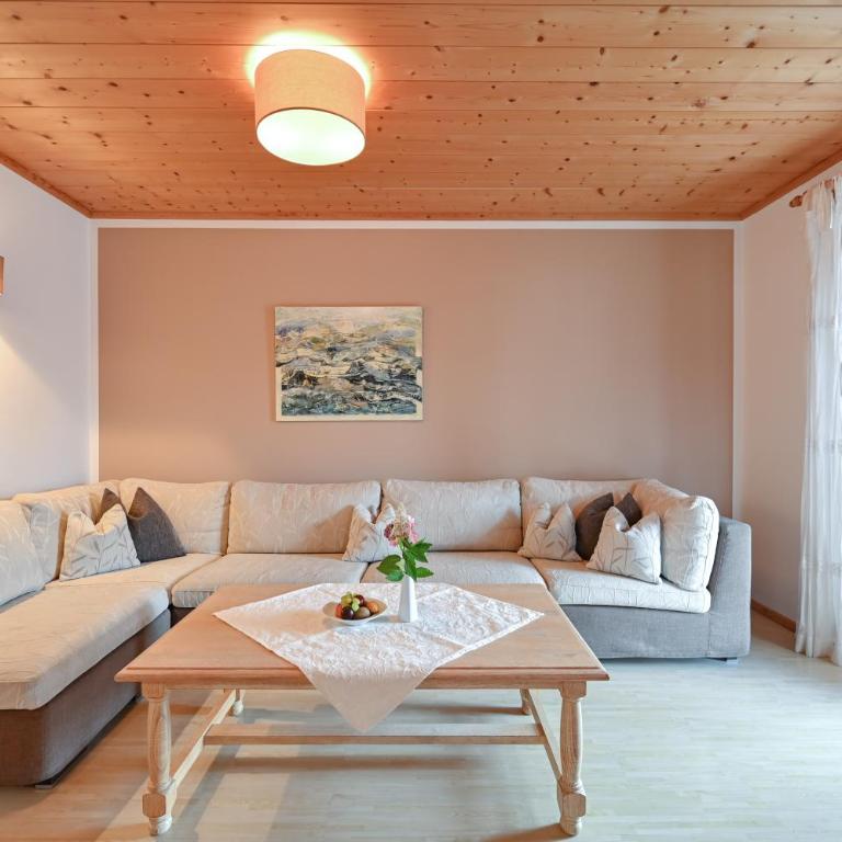 Landhaus Grobert - Familien-Apartment mit 2 Schlafzimmern - 1