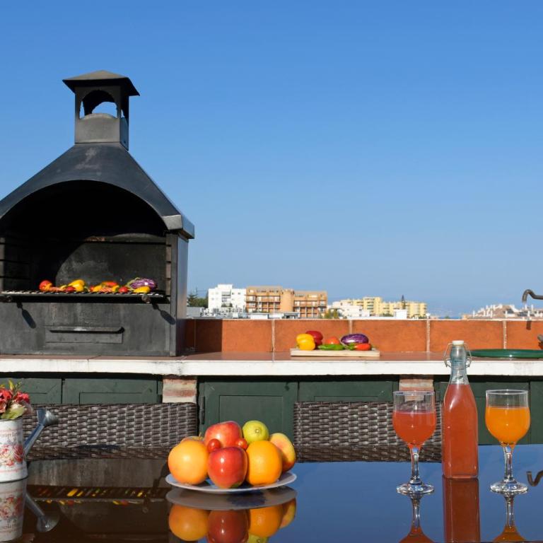 Penthouse with Private Hot Tub ,2 Bedrooms, Walk to Beach - Apartamento de 2 dormitorios - 19