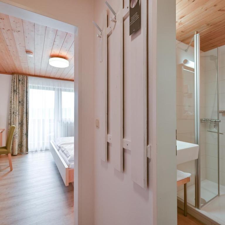 Landhaus Grobert - Doppelzimmer - 8