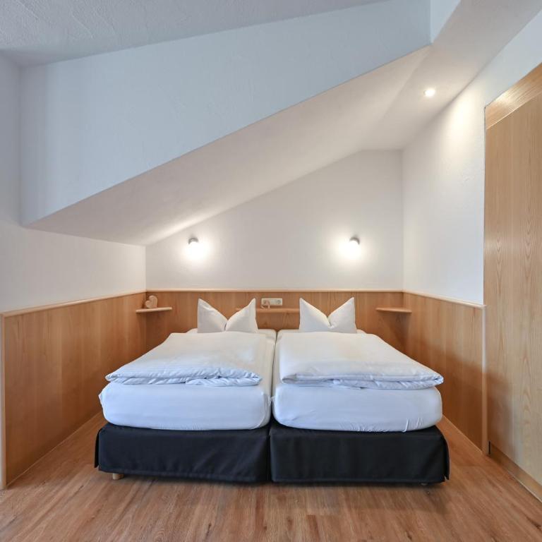 Landhaus Grobert - Familienapartment (2 Erwachsene + 1 Kind) - 11