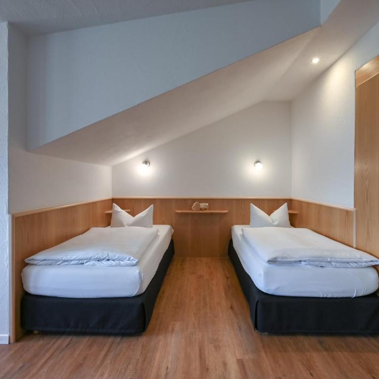 Landhaus Grobert - Familienapartment (2 Erwachsene + 1 Kind) - 12