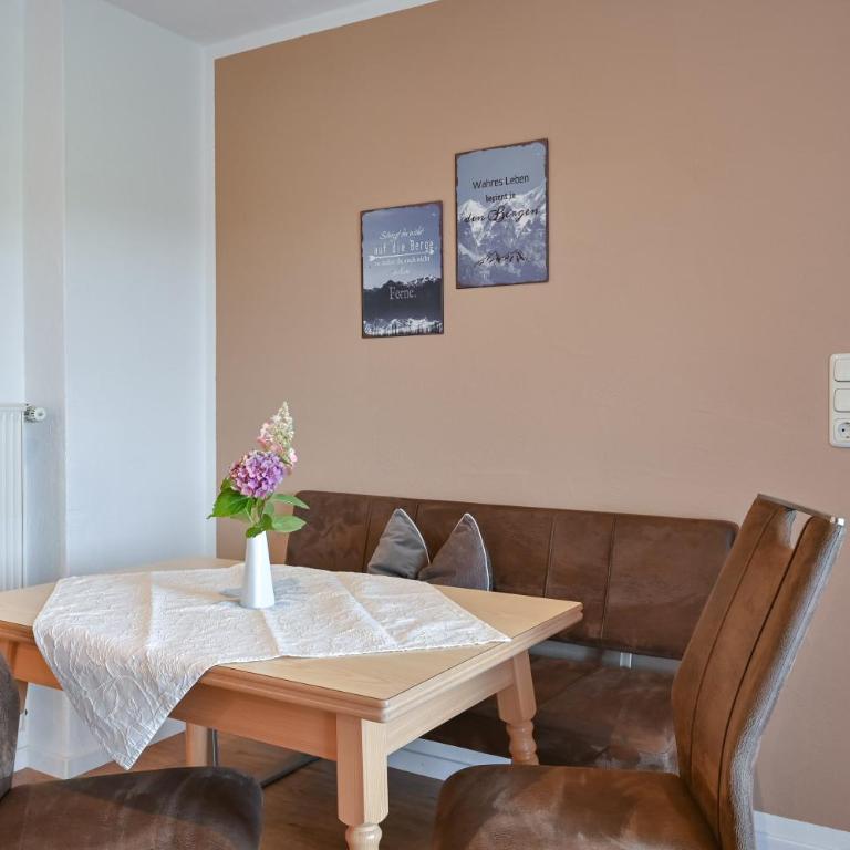 Landhaus Grobert - Familien-Apartment (2 Erwachsene + 2 Kinder) - 10