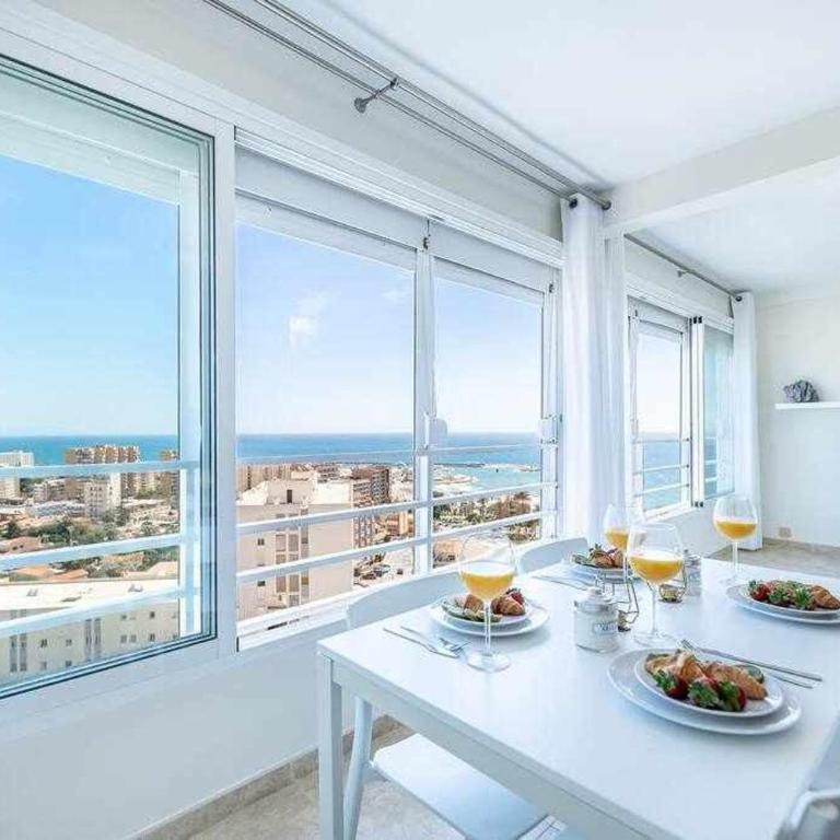 797 Holiday Rentals- Espectacular piso con vista al mar y al puerto - One-Bedroom Apartment - 7