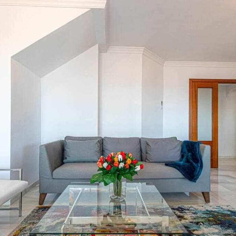 797 Holiday Rentals -Lujoso Atico duplex en el centro de Benalmadena - Apartamento de 3 dormitorios - 8