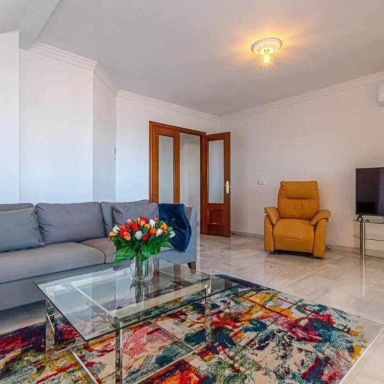 797 Holiday Rentals -Lujoso Atico duplex en el centro de Benalmadena - Apartamento de 3 dormitorios - 10