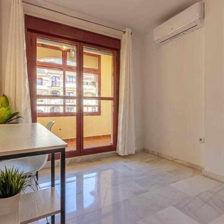797 Holiday Rentals -Lujoso Atico duplex en el centro de Benalmadena - Apartamento de 3 dormitorios - 27