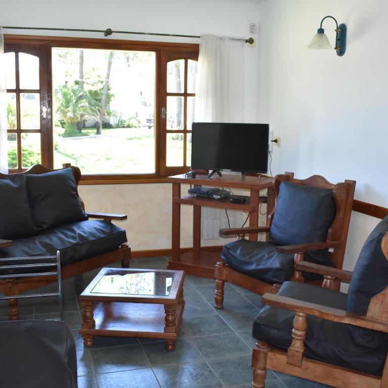 Complejo Frente al Golf - Bungalow Familiar - 10