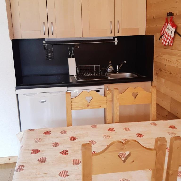 Studio 4 pers, balcon sud, Les Deux Alpes - FR-1-516-12 - Studio - 9