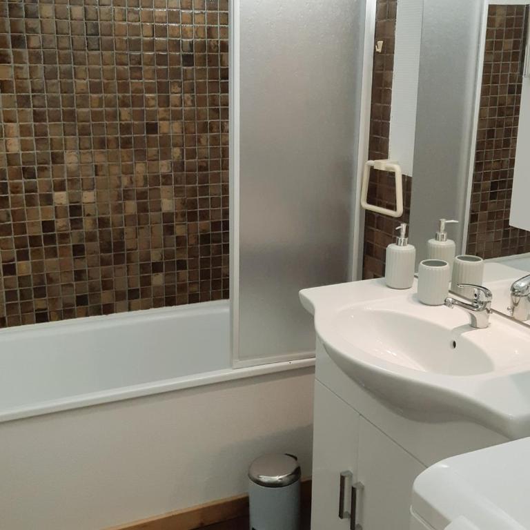 Studio 4 pers, balcon sud, Les Deux Alpes - FR-1-516-12 - Studio - 10