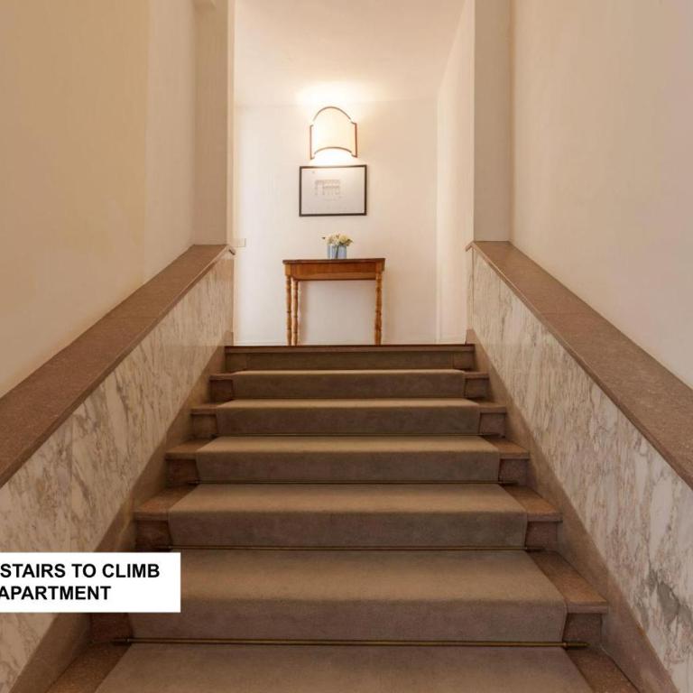 Seta spacious apartment next to the Duomo - Three-Bedroom Apartment - 9