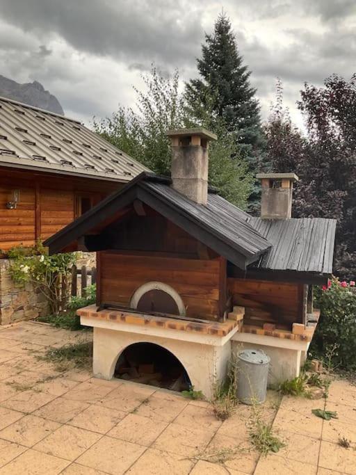 Chalet en bois "Les 3 Petits Cochons" Puy Saint Vincent Village - Chalet - 9
