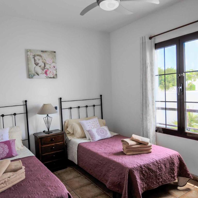 Villa Lisa - Three-Bedroom Villa - 12