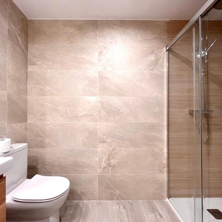 Housingleón - Palacio de Don Ramiro - Habitación Doble Deluxe - 2 camas - 8