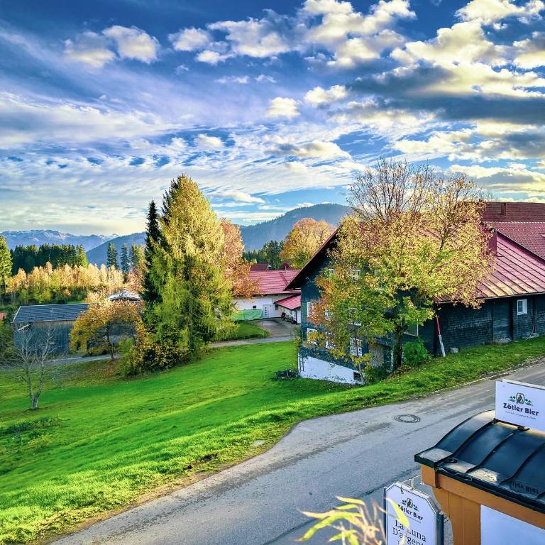 Hotel Bergstätter Hof - Doppelzimmer mit Balkon (2 Erwachsene + 1 Kind) - 12