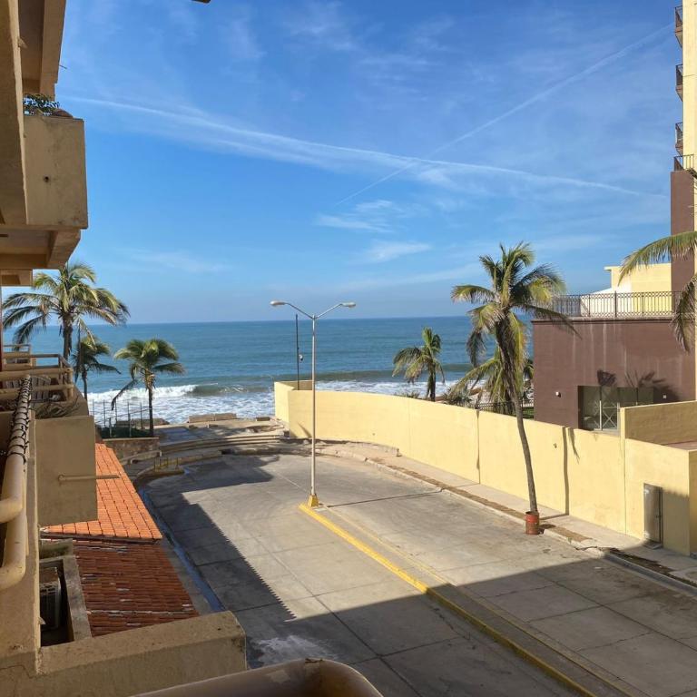 Marina del Rey - Suave Primavera - 1 RECAMARA - Orilla de Playa - Two-Bedroom Apartment - 4